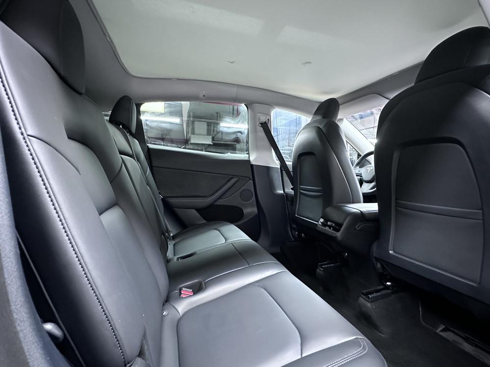 Tesla Model Y 2021 #11 Tesla Model Y 2021 car image #11