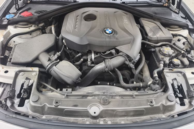 BMW 3 Series 2017 immagine di auto #22
