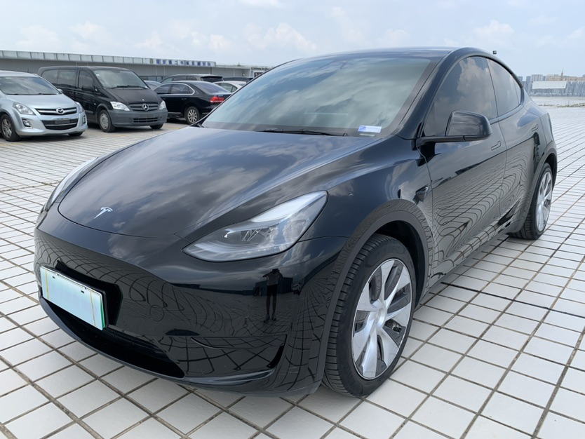 Tesla Model Y 2022 Tesla Model Y 2022 car image
