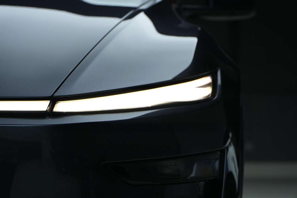 Tesla Model Y 2025 #5 Tesla Model Y 2025 immagine di auto #5