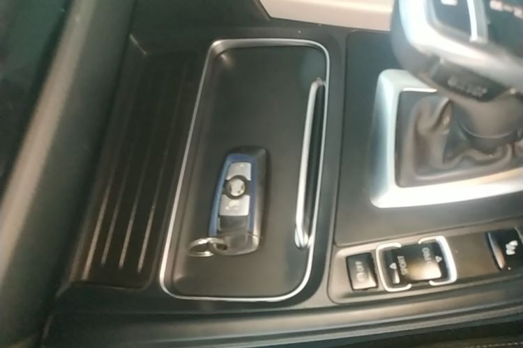 BMW 3 Series 2017 #9 BMW 3 Series 2017 car image #9