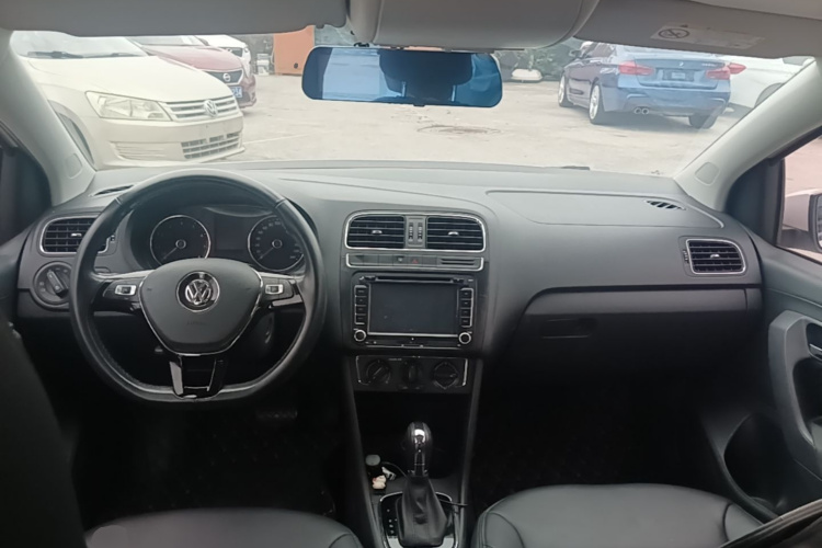 Volkswagen Polo 2017 #10 Volkswagen Polo 2017 car image #10