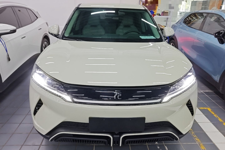 BYD YuanUP 2024 car image #3
