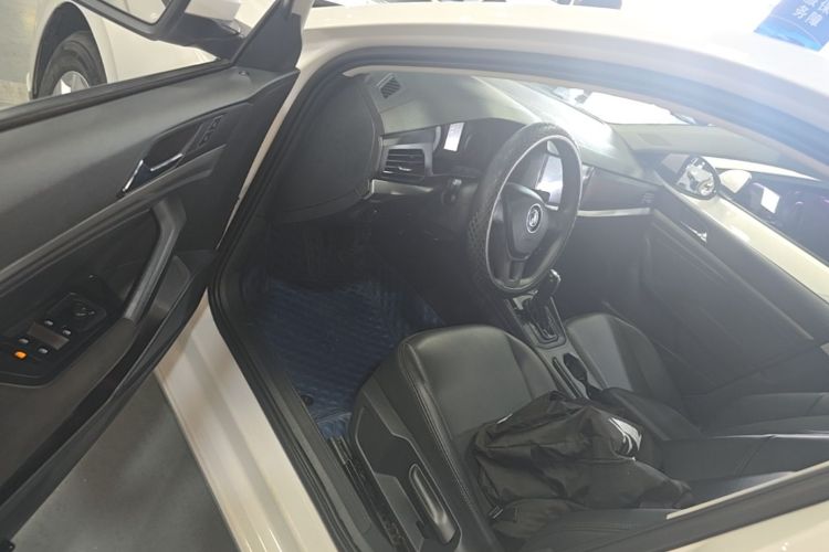 Volkswagen Lavida 2020 car image #16