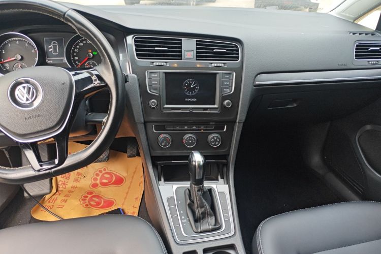 Volkswagen Golf 2017 imagen de coche #13