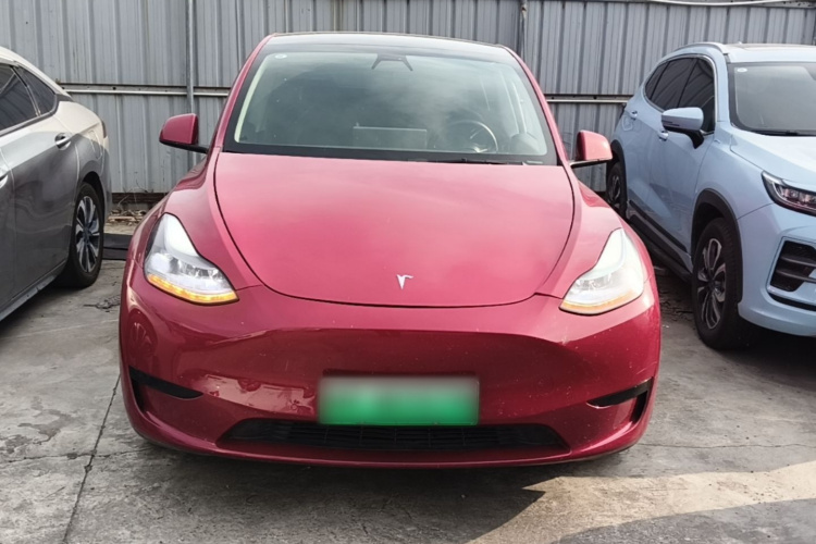 Tesla Model Y 2022 #3 Tesla Model Y 2022 car image #3