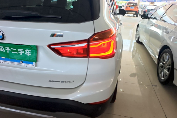 BMW X1 2018 #8 BMW X1 2018 car image #8
