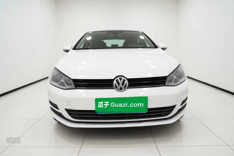 Volkswagen Golf 2015 car image #3