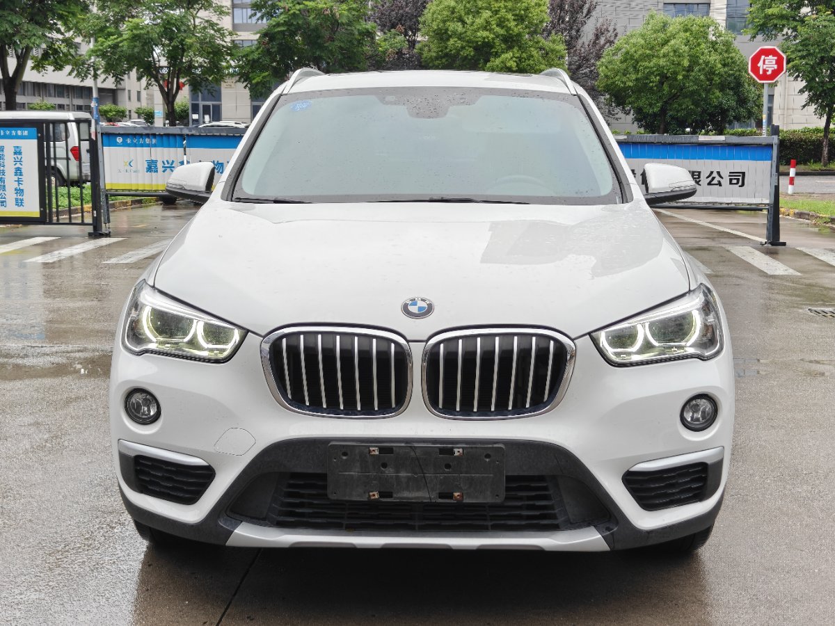 BMW X1 2019 #2 BMW X1 2019 car image #2