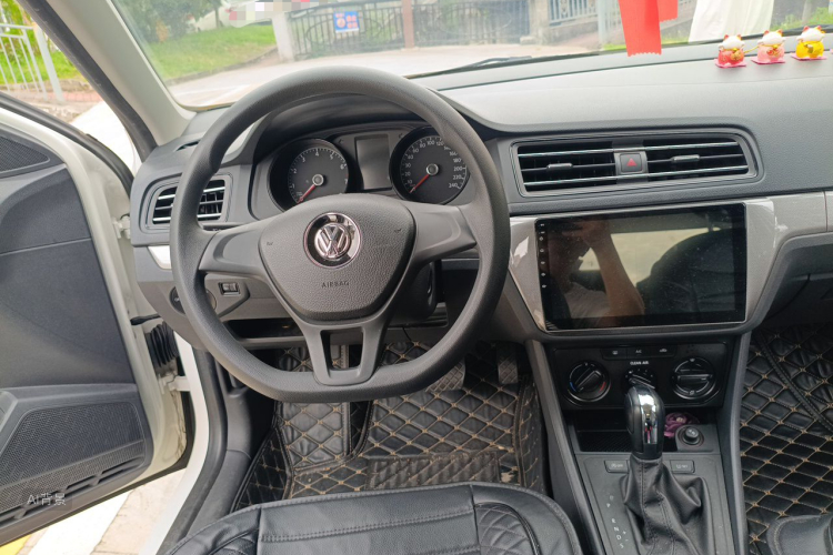 Volkswagen Lavida 2020 car image #12