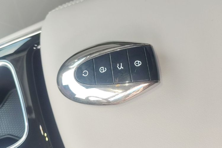 GEELY Emgrand 2026 #9 GEELY Emgrand 2026 car image #9