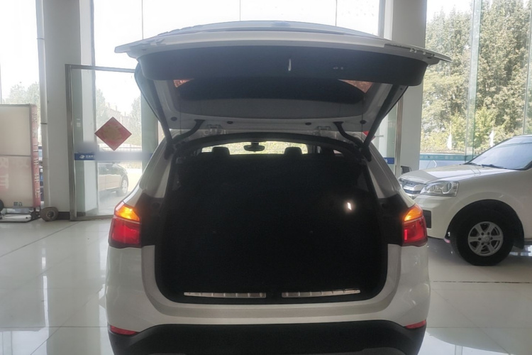 BMW X1 2019 car image #19