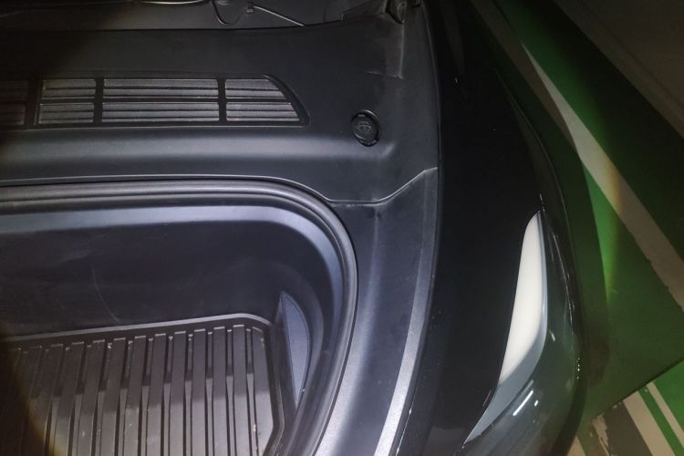 Tesla Model Y 2023 #29 Tesla Model Y 2023 car image #29