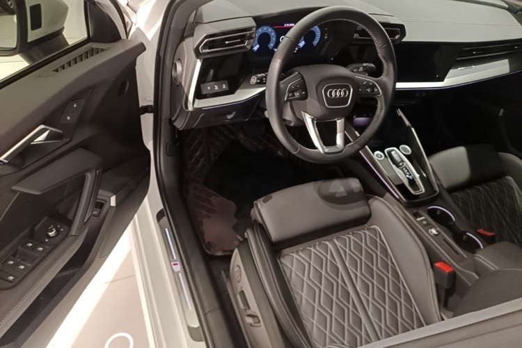 Audi A3 2025 car image #16