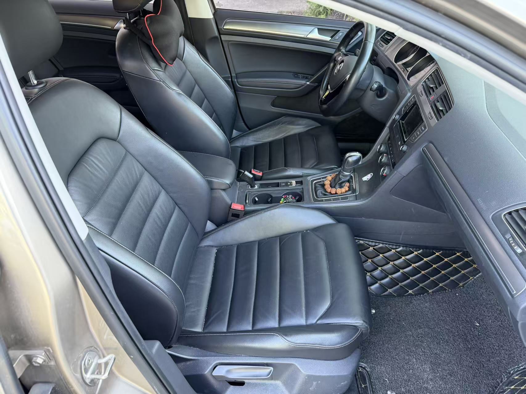 Volkswagen Golf 2016 car image #5