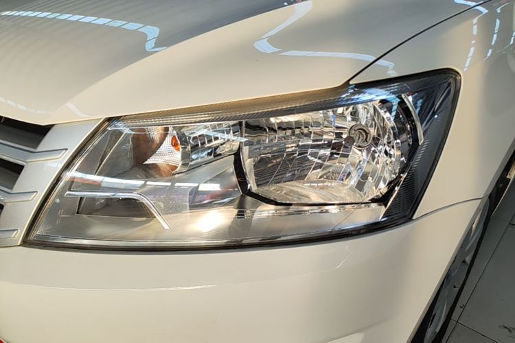 Volkswagen Santana 2016 immagine di auto #23