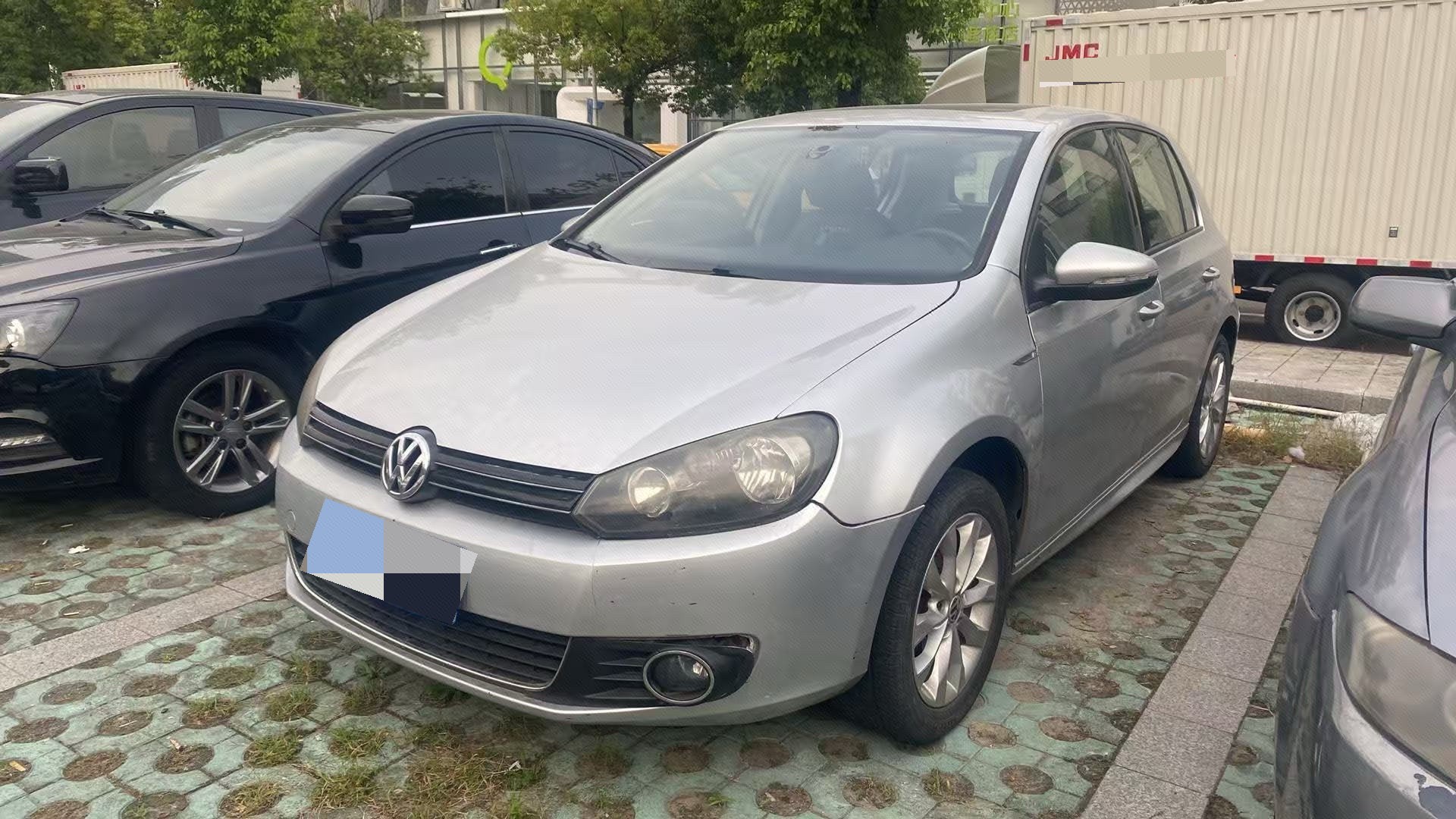 Volkswagen Golf 2009 car image 
