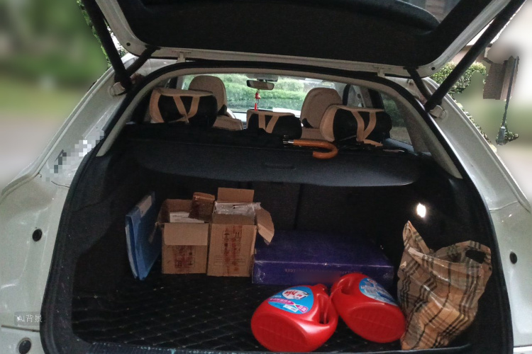 Audi Q3 2016 car image #21