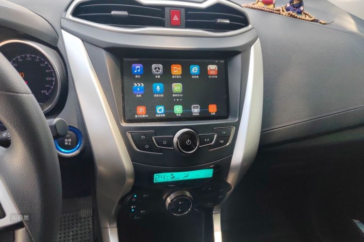 BYD Yuan New Energy 2019 immagine di auto #15