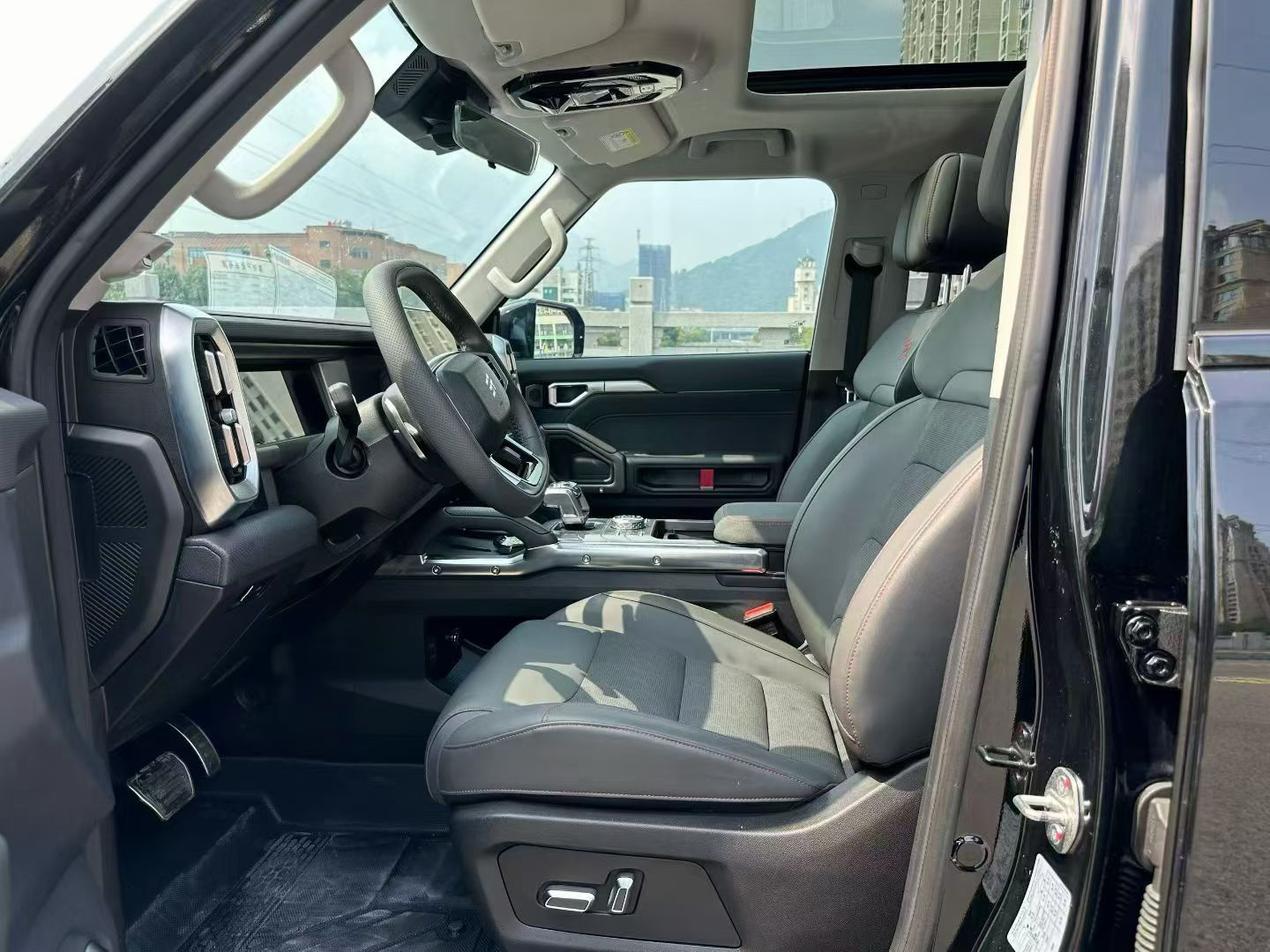 Jetour Traveller 2024 car image #5