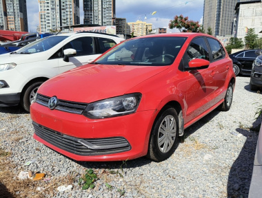 Volkswagen Polo 2018 car image 