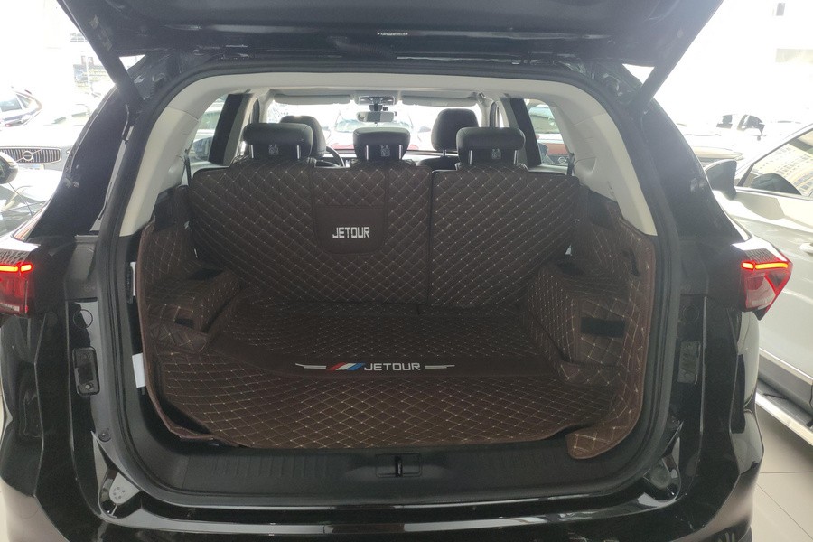 Jetour X70 PLUS 2024 #13 Jetour X70 PLUS 2024 car image #13