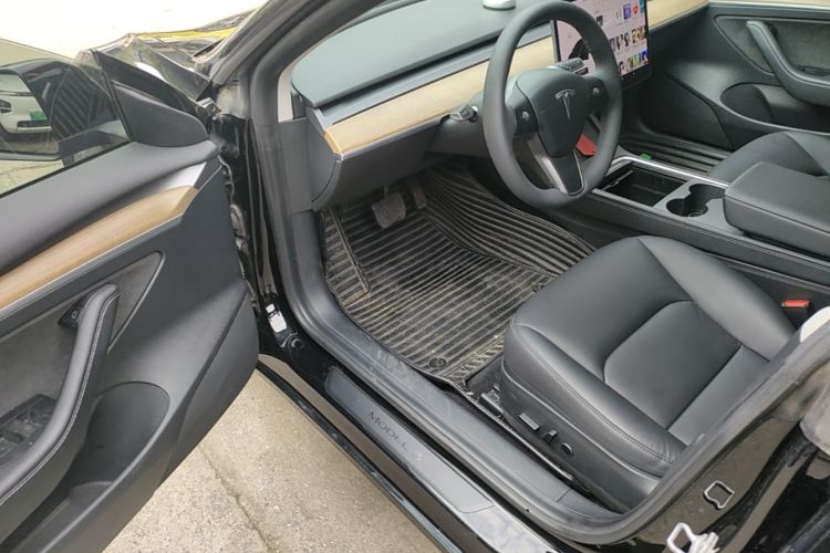 Tesla Model 3 2021 #16 Tesla Model 3 2021 car image #16