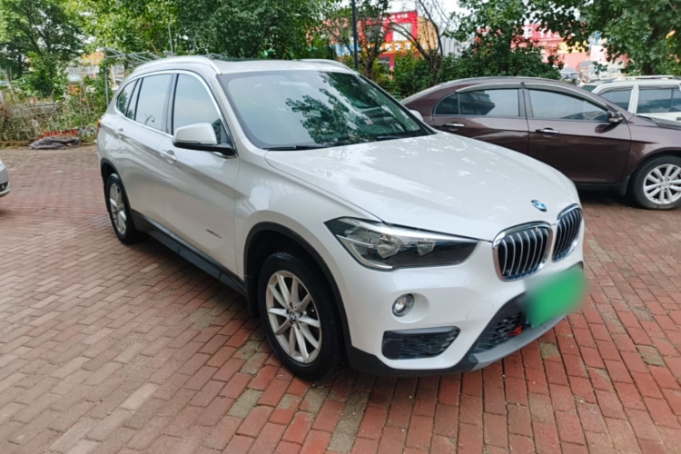 BMW X1 2018 #4 BMW X1 2018 car image #4