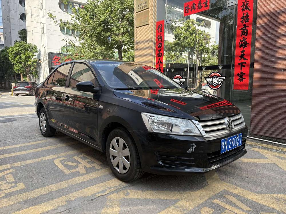 Volkswagen Santana 2015 car image #3
