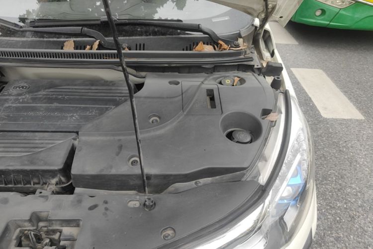 BYD Yuan 2016 #24 BYD Yuan 2016 car image #24