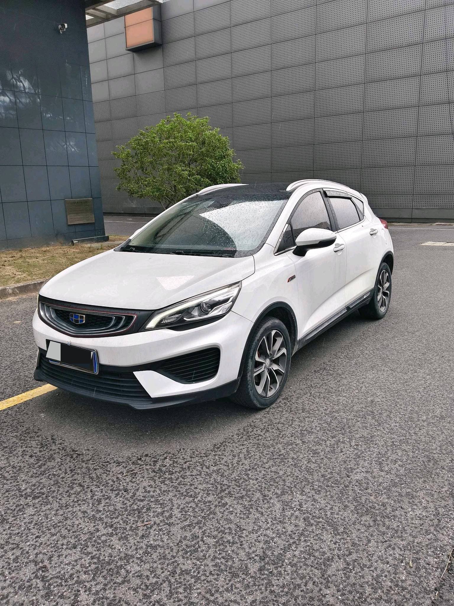 GEELY Emgrand GS 2018 GEELY Emgrand GS 2018 car image