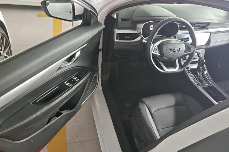 GEELY Emgrand 2020 car image #16
