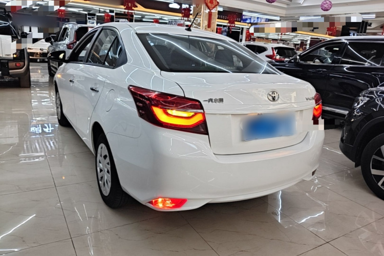 Toyota Vios 2023 car image #5