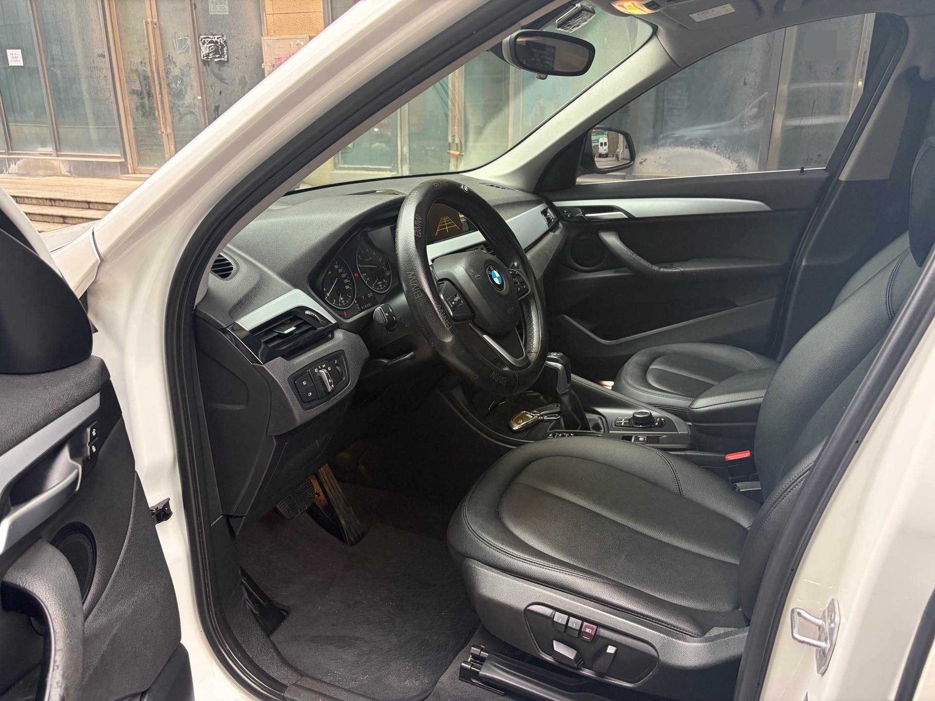 BMW X1 2017 car image #9