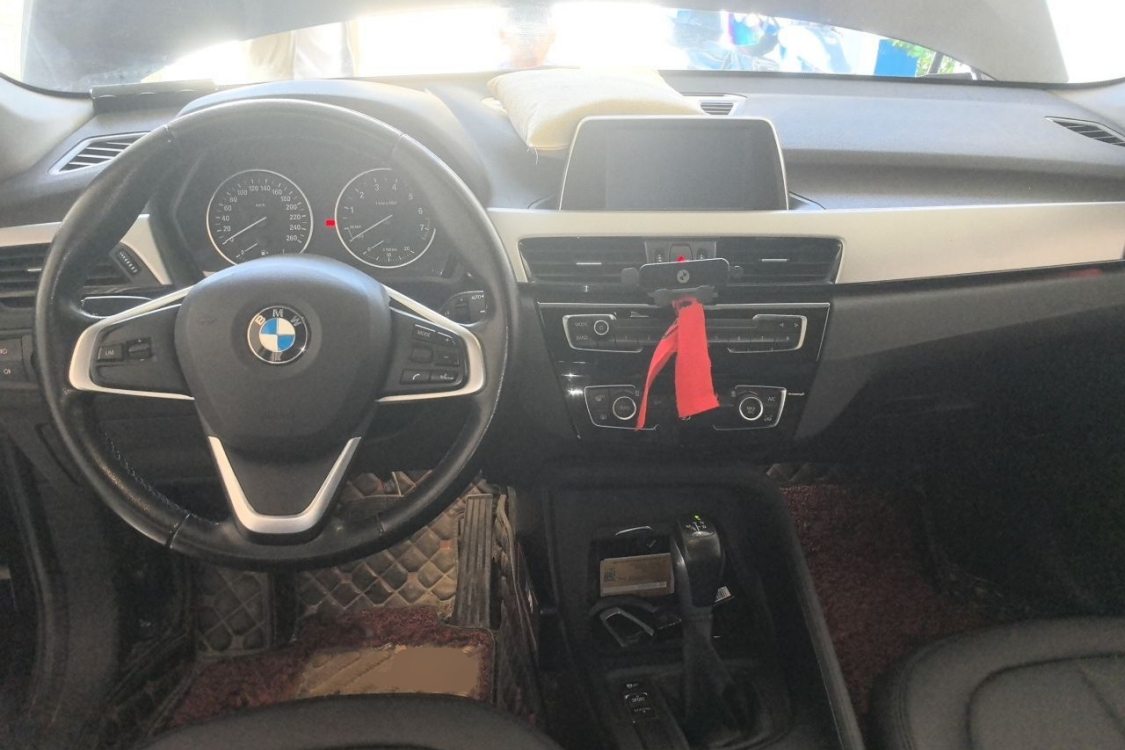 BMW X1 2017 #21 BMW X1 2017 car image #21