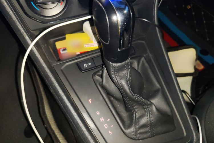 Volkswagen Lavida 2017 car image #15