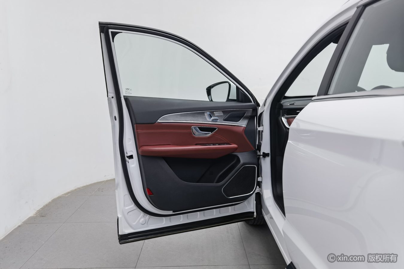 Jetour X70 PLUS 2022 car image #8