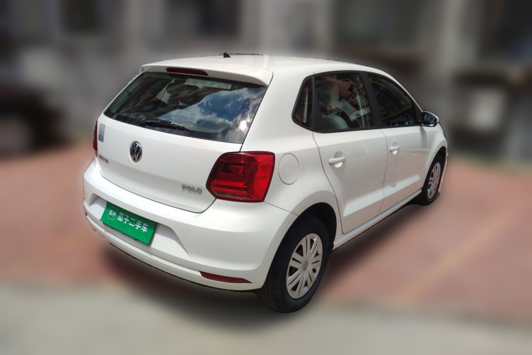 Volkswagen Polo 2017 car image #5