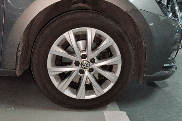 Volkswagen Lavida 2017 car image #9