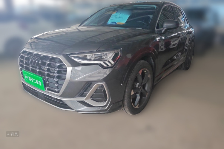 Audi Q3 2021 immagine di auto #2