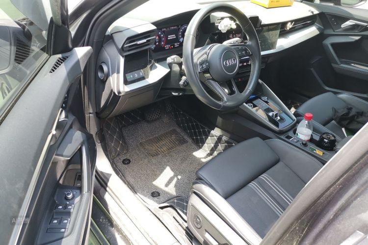 Audi A3 2022 car image #18