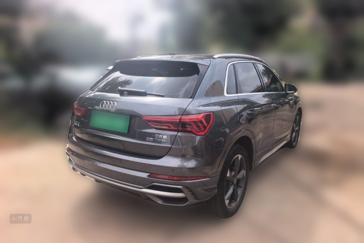 Audi Q3 2021 car image #7