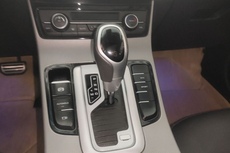 GEELY Emgrand GS 2019 #14 GEELY Emgrand GS 2019 car image #14