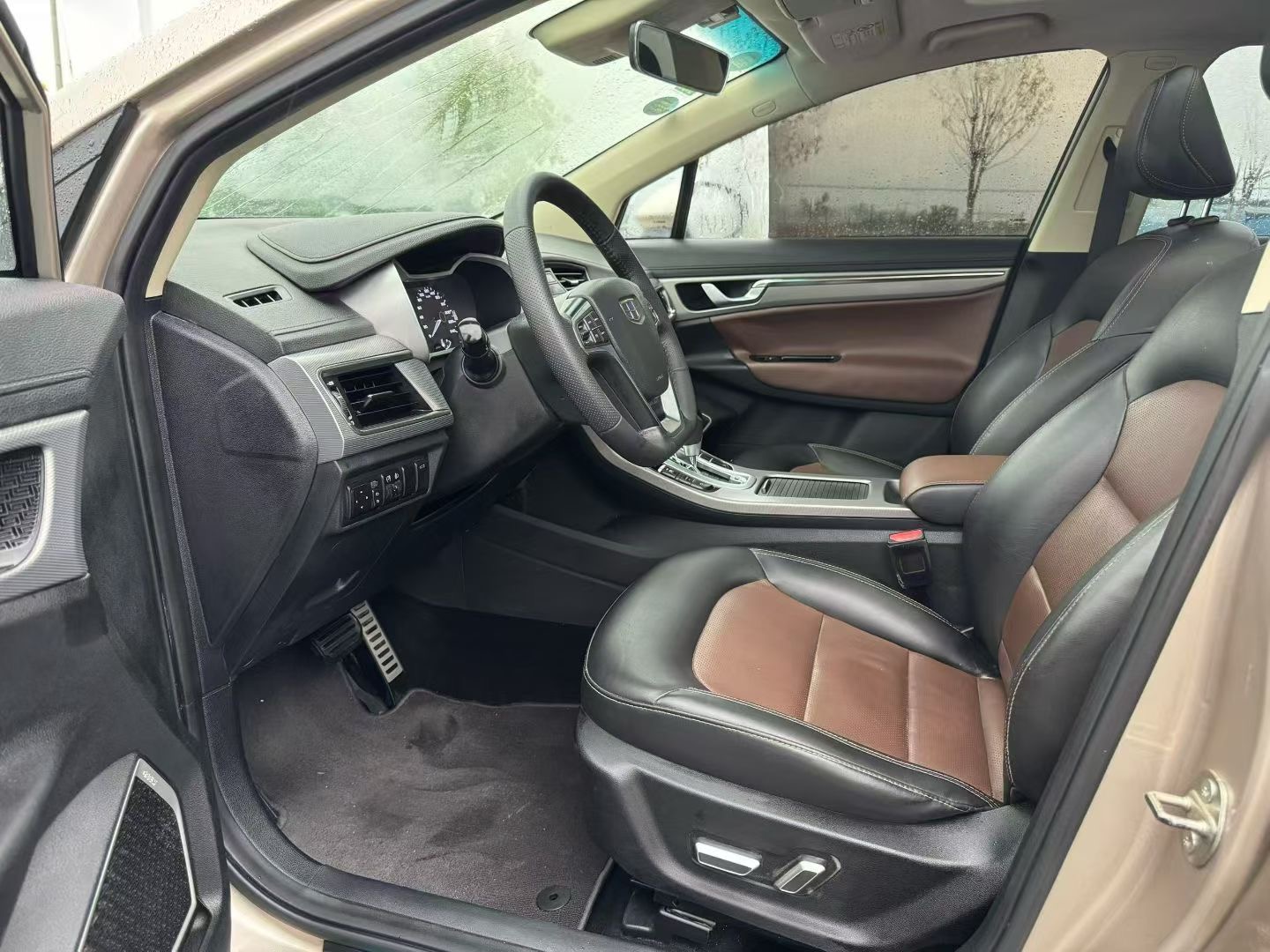 GEELY Emgrand GS 2019 car image #3