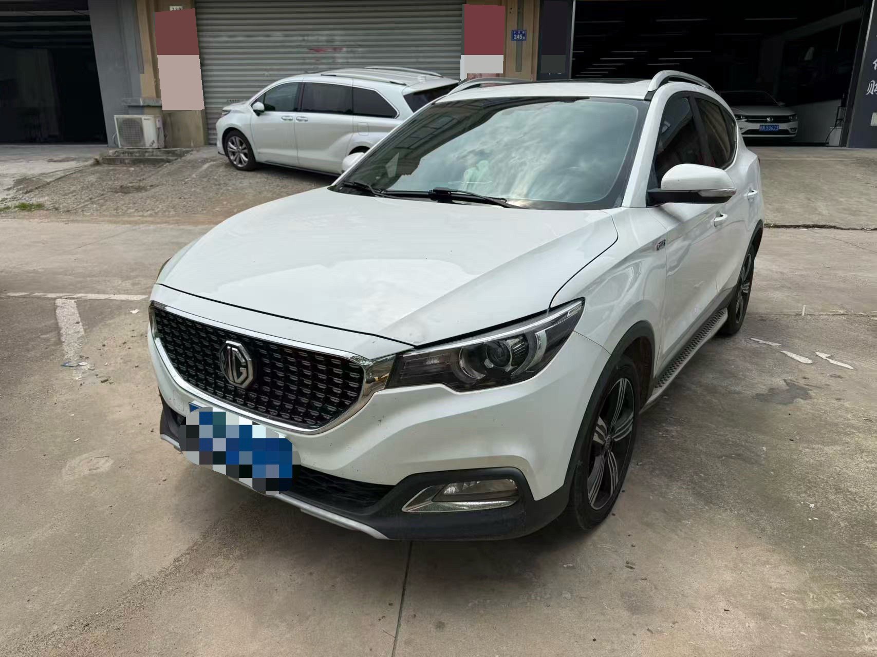 MG ZS 2018 car image 