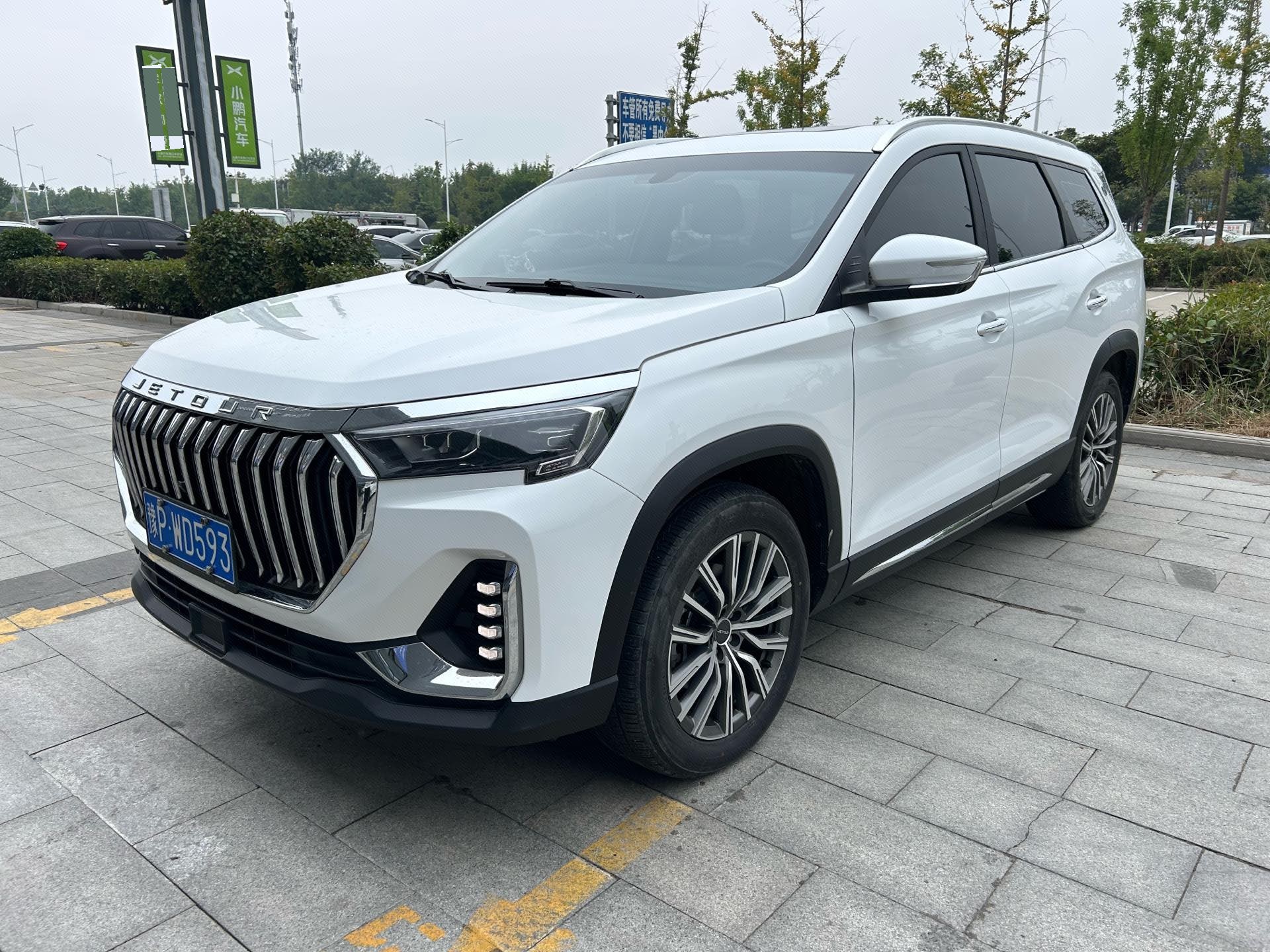 Jetour X90 PRO 2024 car image 