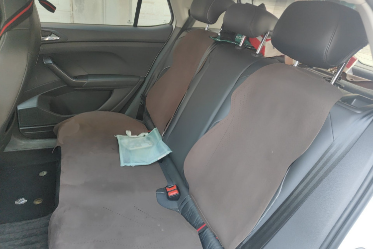 Volkswagen T-Cross 2020 изображение автомобиля #10