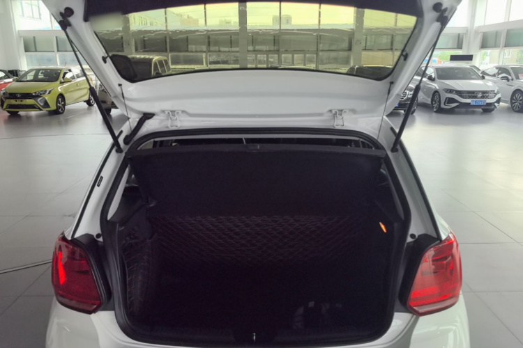Volkswagen Polo 2018 #21 Volkswagen Polo 2018 car image #21