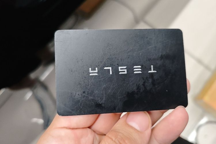 Tesla Model Y 2021 #14 Tesla Model Y 2021 car image #14