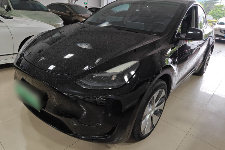 Tesla Model Y 2023 #2 Tesla Model Y 2023 car image #2